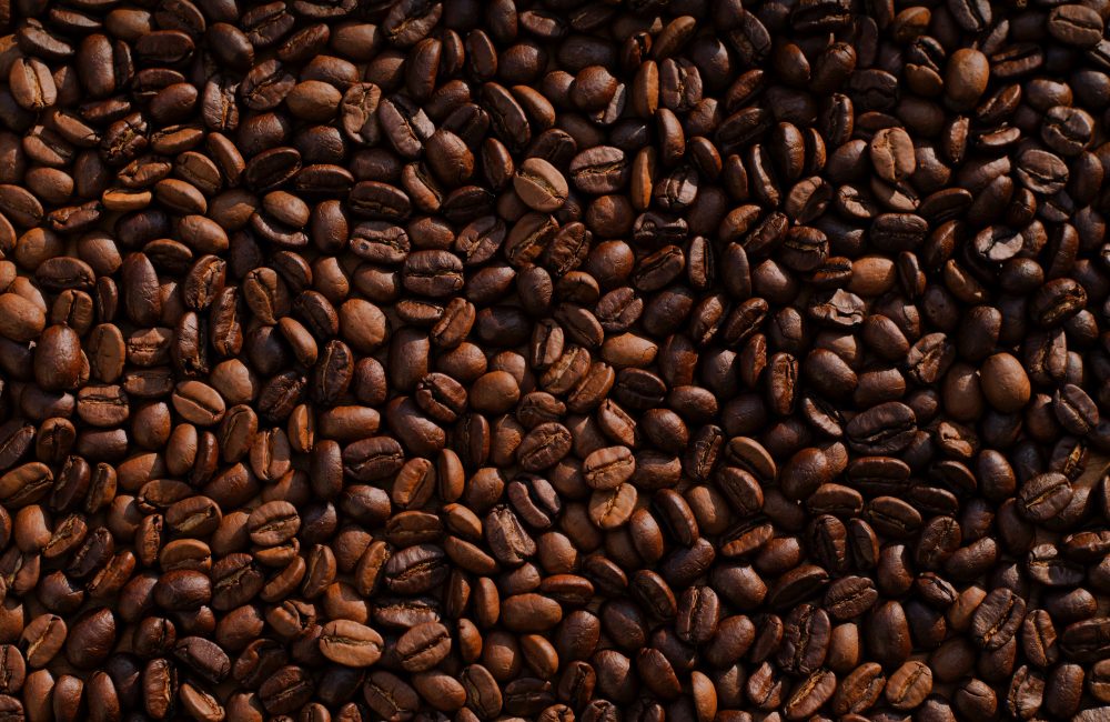 mike-kenneally-TD4DBagg2wE-unsplash How to DIY with coffee beans